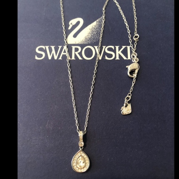 Swarovski necklace - Picture 3 of 3